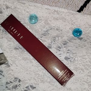 Wander Hydrating Ampole & 50 Dollar Gift Card